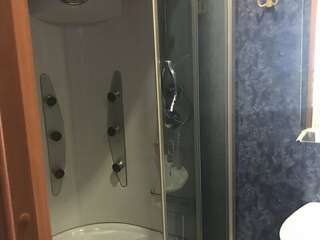 Мини-отель Гринвич Кандалакша Трехместный номер с основными удобствами-7