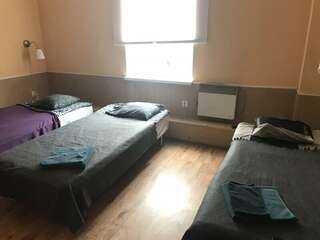 Мини-отель Гринвич Кандалакша Трехместный номер с основными удобствами-2